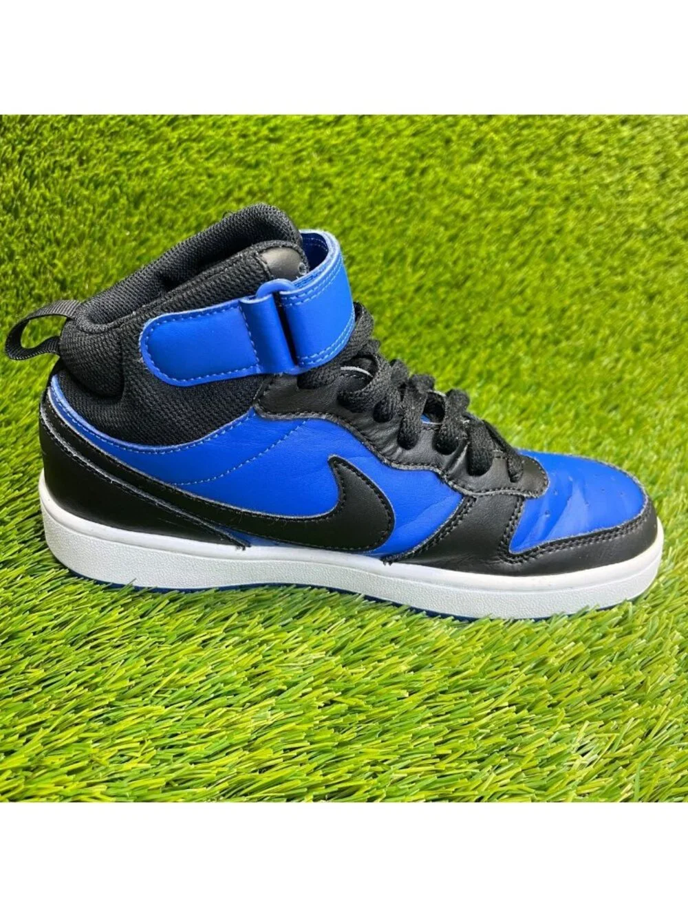 Nike Court Borough Mid 2 GS Boys Size 6Y Blue Black Basketball Shoes Sneakers